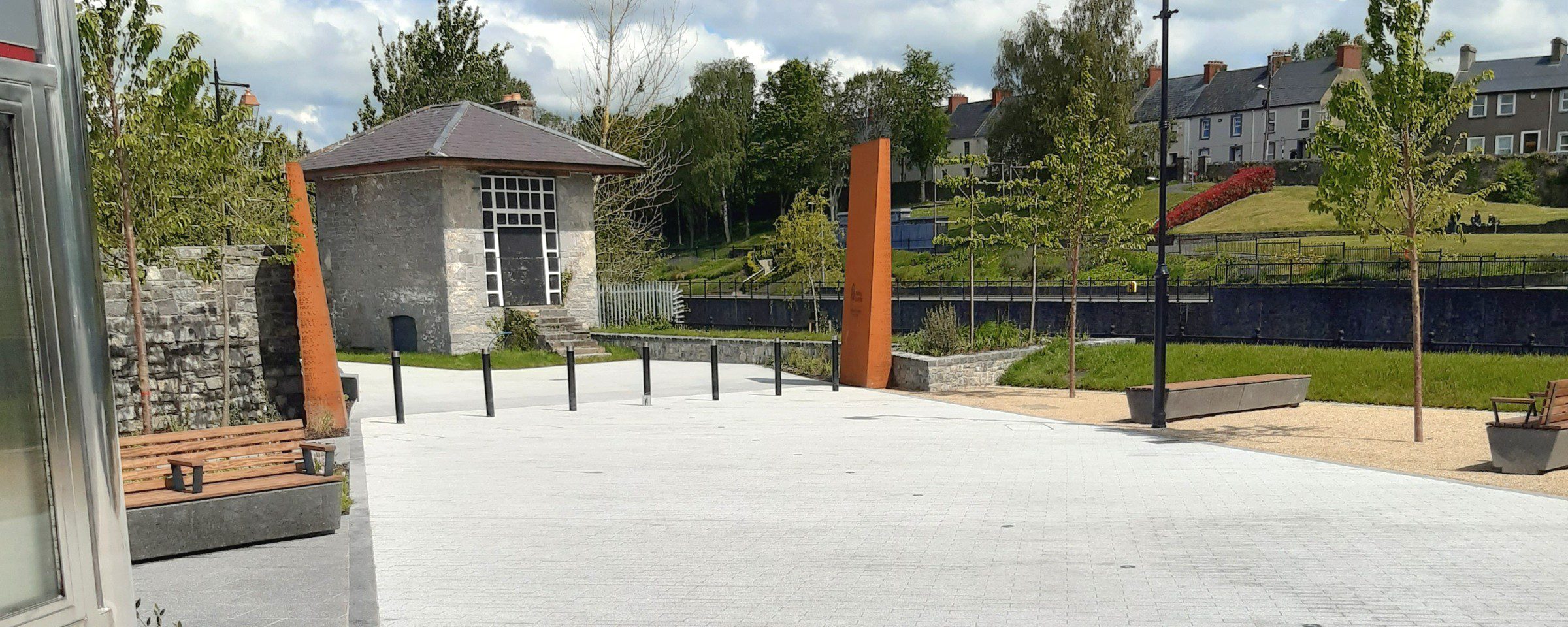 Kilkenny Riverside Gardens - Paving and Walling & KPRO