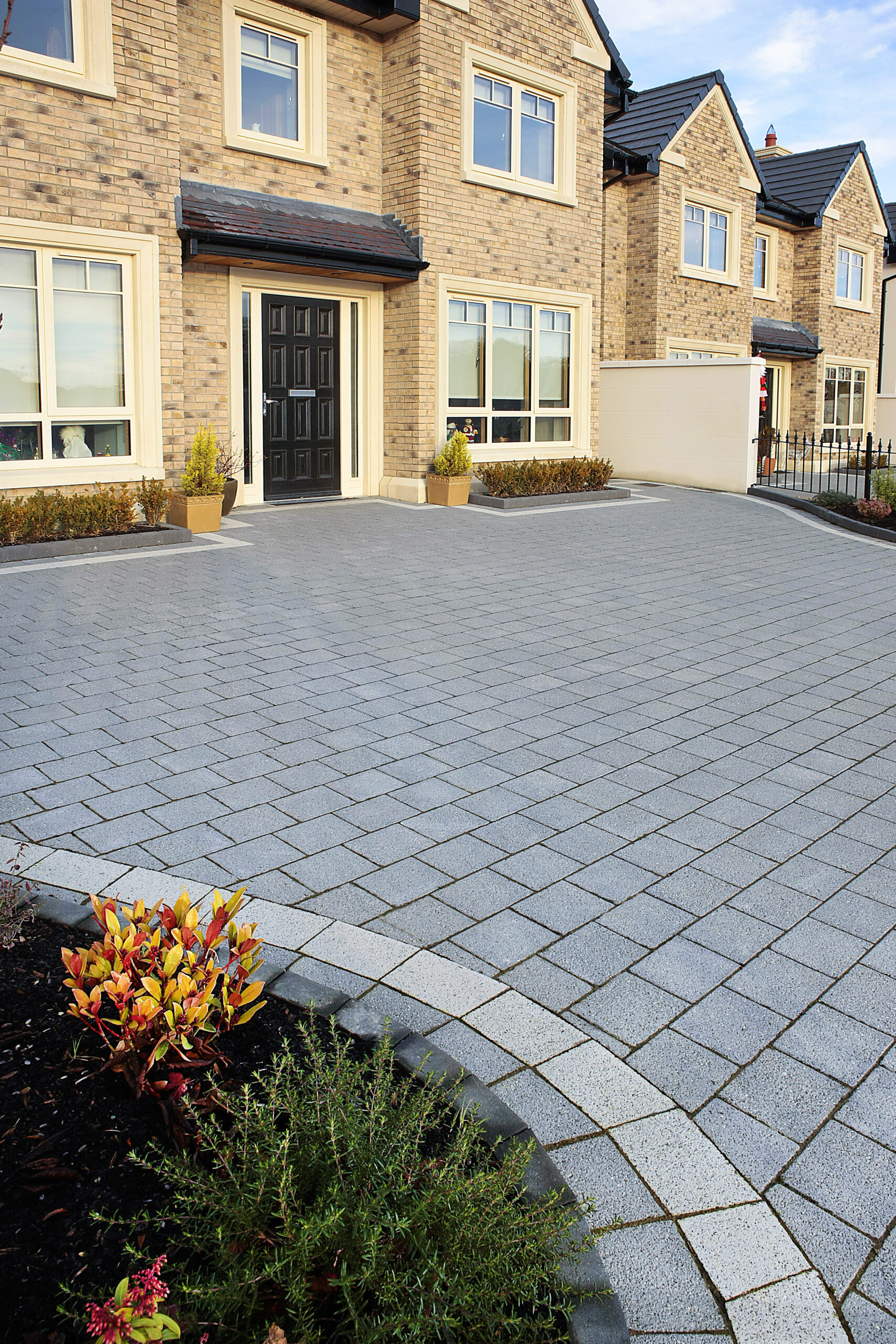 Corrib Block in Black Granite