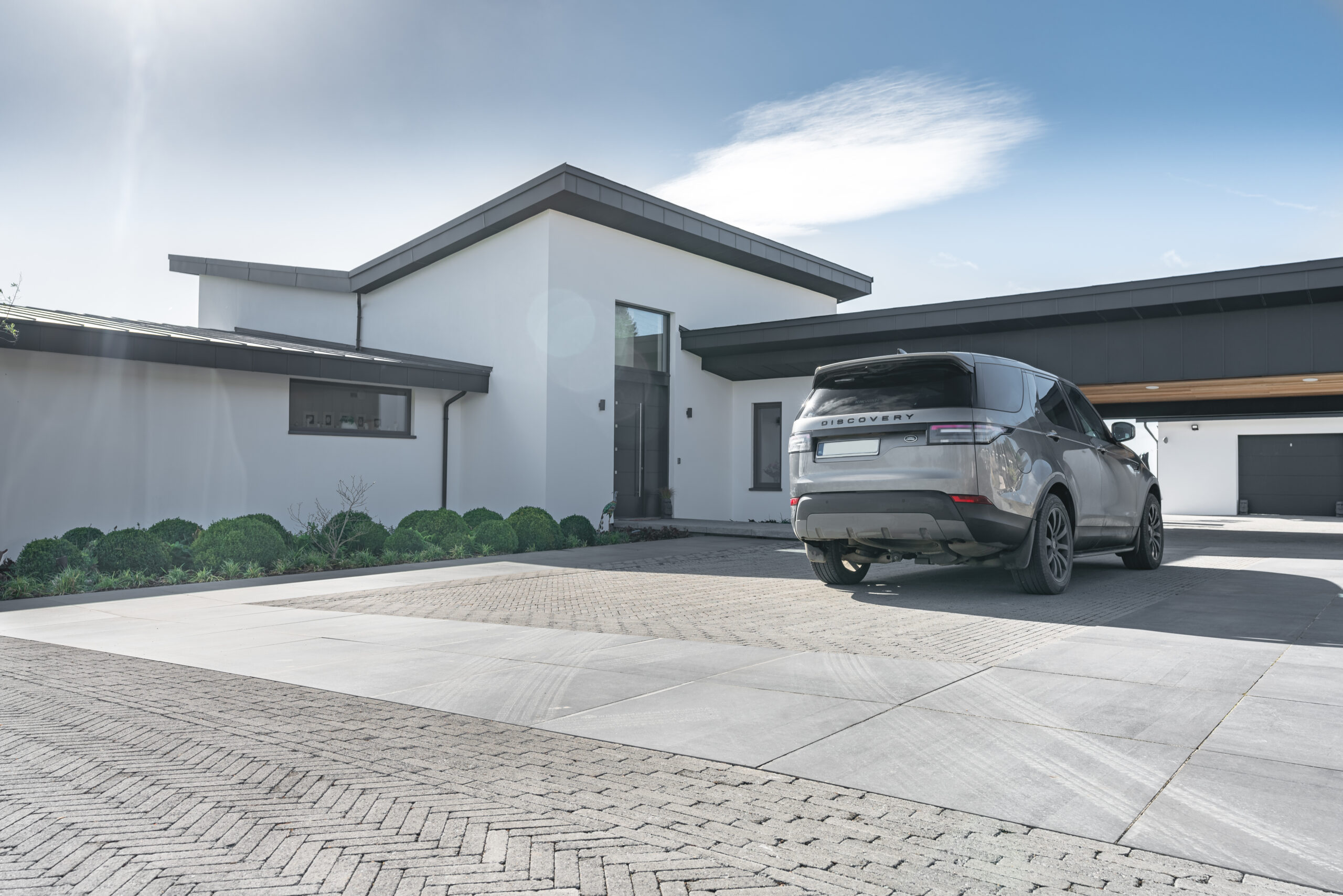 Inish Block in Charcoal
