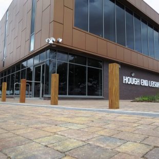 Hough_end_lane_kilsaran_paving_close_up